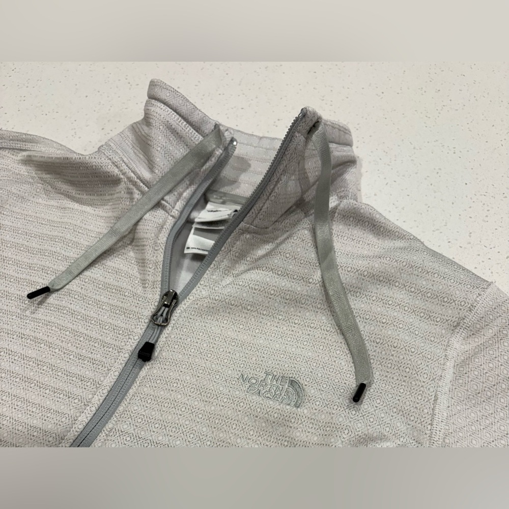 Women’s M - North Face Zip-Up Jacket